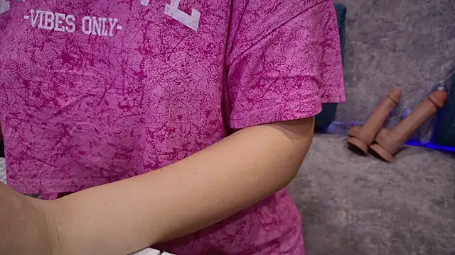 Snapshot of blackcat142 chatting on March 18, 2026, 9:12 am blackcat142 online show from March 18, 2026, 9:12 am