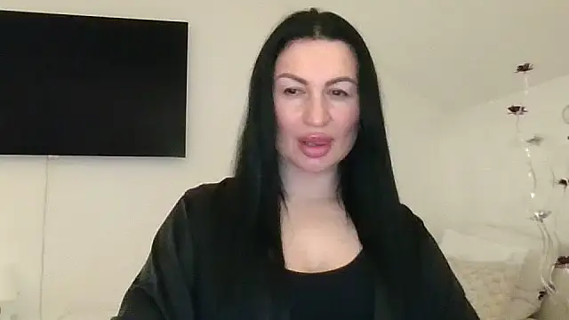 Helena7077 online show from January 30, 2025, 11:45 pm