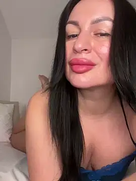 Helena7077 online show from February 21, 2026, 11:29 pm