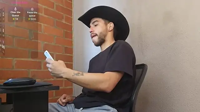 Snapshot of Leandro_valenzuela chatting on May 14, 2026, 4:59 pm Leandro valenzuela online show from May 14, 2026, 4:59 pm
