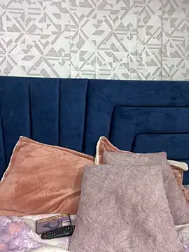 Snapshot of ElaaPerez chatting on November 14, 2025, 11:58 am ElaaPerez online show from November 14, 2025, 11:58 am