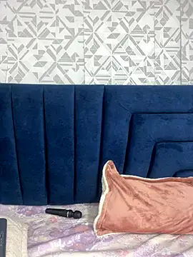 Snapshot of ElaaPerez chatting on November 20, 2025, 12:39 pm ElaaPerez online show from November 20, 2025, 12:39 pm