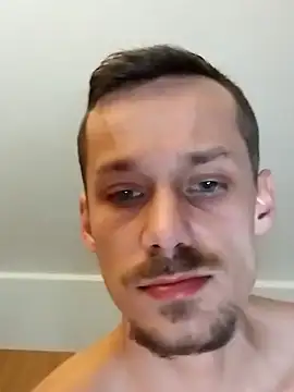 Snapshot of Crazzy_Maiky chatting on December 10, 2024, 8:05 pm Crazzy Maiky online show from December 10, 2024, 8:05 pm