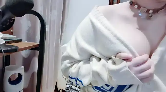 Snapshot of arena1357 chatting on December 2, 2024, 4:26 pm arena1357 online show from December 2, 2024, 4:26 pm