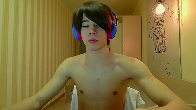 Snapshot of gayGamogey chatting on March 16, 2025, 6:34 pm gayGamogey online show from March 16, 2025, 6:34 pm