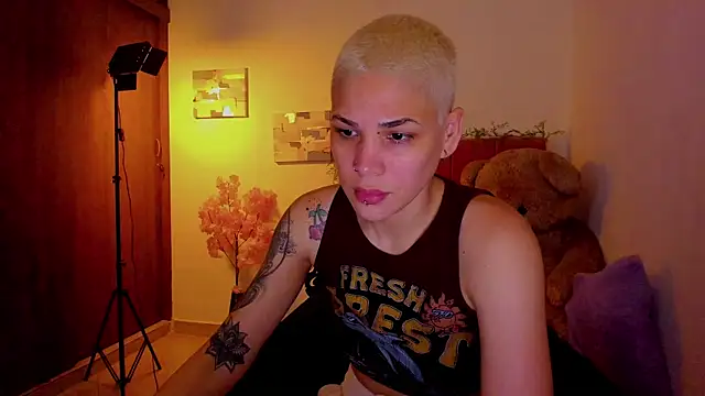 Charlee pink online show from April 21, 2026, 7:26 am