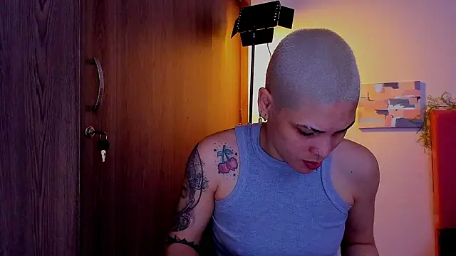 Charlee pink online show from March 18, 2026, 6:42 pm