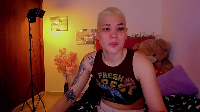 Charlee pink online show from April 21, 2026, 7:31 pm