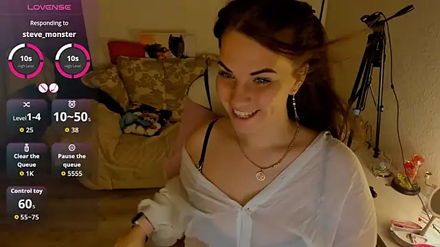 Snapshot of masha19981 chatting on May 23, 2026, 5:34 pm masha19981 online show from May 23, 2026, 5:34 pm