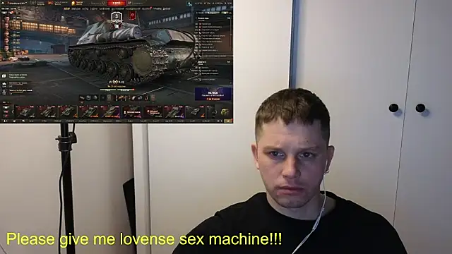 Snapshot of BigL0ve chatting on March 21, 2026, 2:43 pm BigL0ve online show from March 21, 2026, 2:43 pm