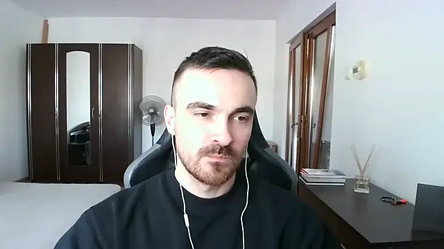 Snapshot of mu5clemania2 chatting on March 3, 2026, 2:13 pm mu5clemania2 online show from March 3, 2026, 2:13 pm