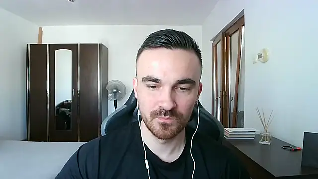 Snapshot of mu5clemania2 chatting on February 14, 2026, 9:31 am mu5clemania2 online show from February 14, 2026, 9:31 am