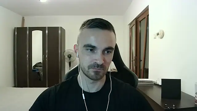 Snapshot of mu5clemania2 chatting on November 27, 2025, 4:51 pm mu5clemania2 online show from November 27, 2025, 4:51 pm