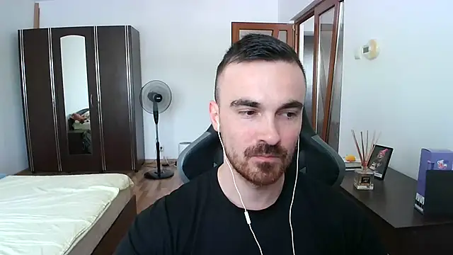 Snapshot of mu5clemania2 chatting on June 27, 2026, 12:22 pm mu5clemania2 online show from June 27, 2026, 12:22 pm