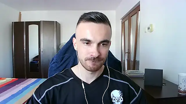 Snapshot of mu5clemania2 chatting on October 21, 2025, 10:47 am mu5clemania2 online show from October 21, 2025, 10:47 am