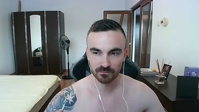 Snapshot of mu5clemania2 chatting on July 10, 2026, 2:06 pm mu5clemania2 online show from July 10, 2026, 2:06 pm
