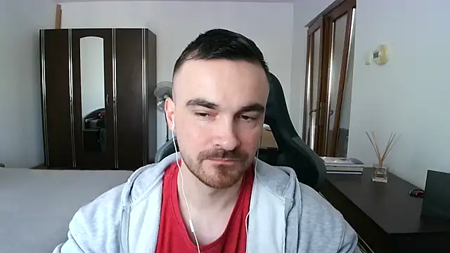 Snapshot of mu5clemania2 chatting on March 15, 2026, 7:15 am mu5clemania2 online show from March 15, 2026, 7:15 am