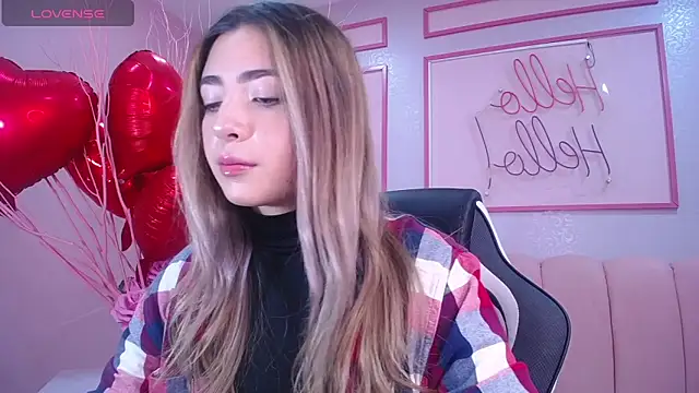 Snapshot of channel_blonde_a chatting on February 12, 2025, 4:33 pm channel blonde a online show from February 12, 2025, 4:33 pm