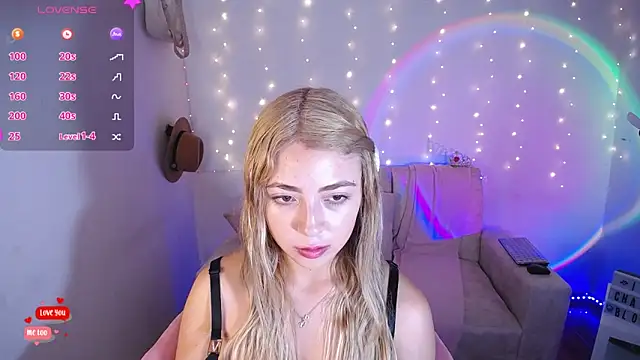 Snapshot of channel_blonde_a chatting on March 14, 2025, 5:35 pm channel blonde a online show from March 14, 2025, 5:35 pm