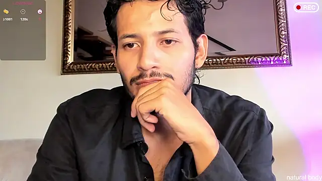 Snapshot of Nicholasrodrii chatting on November 27, 2025, 7:14 pm Nicholasrodrii online show from November 27, 2025, 7:14 pm