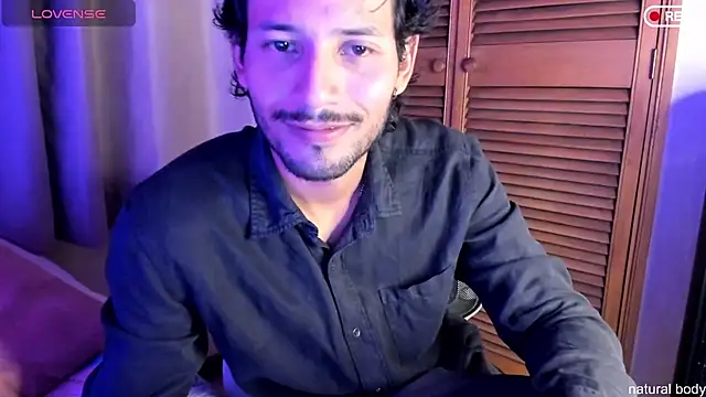 Snapshot of Nicholasrodrii chatting on October 18, 2025, 10:34 pm Nicholasrodrii online show from October 18, 2025, 10:34 pm