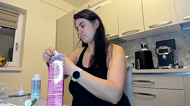 Snapshot of cuplu29 chatting on October 12, 2025, 12:01 am cuplu29 online show from October 12, 2025, 12:01 am