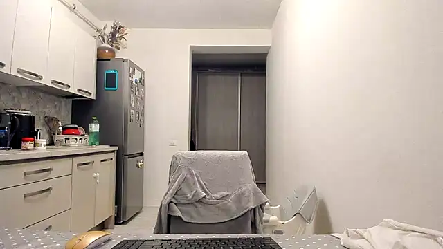 Snapshot of cuplu29 chatting on February 27, 2025, 8:09 pm cuplu29 online show from February 27, 2025, 8:09 pm