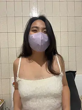 yourbootygirl online show from March 8, 2026, 1:36 pm