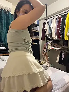 yourbootygirl online show from April 2, 2026, 3:41 pm