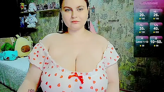 Snapshot of WhisperInTheDarkk chatting on May 8, 2026, 10:24 pm WhisperInTheDarkk online show from May 8, 2026, 10:24 pm