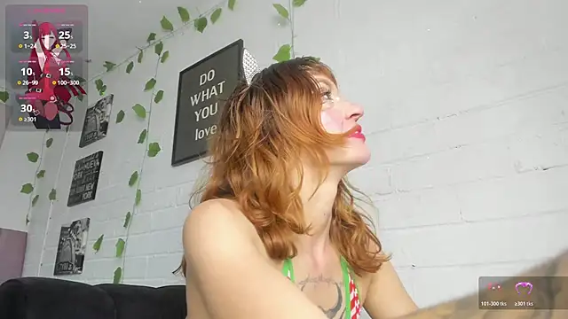 Snapshot of katt__black__ chatting on November 6, 2025, 8:24 pm katt black online show from November 6, 2025, 8:24 pm