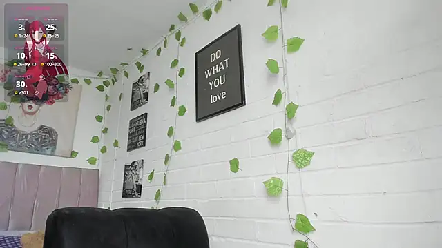 Snapshot of katt__black__ chatting on November 13, 2025, 8:13 pm katt black online show from November 13, 2025, 8:13 pm