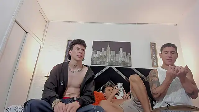 Snapshot of nakedfoam1 chatting on October 16, 2025, 5:49 am nakedfoam1 online show from October 16, 2025, 5:49 am