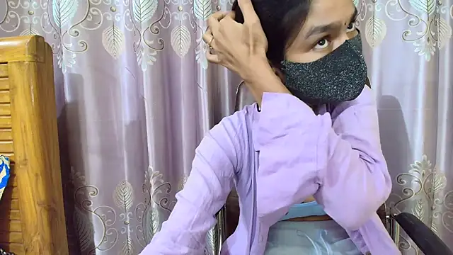 Srabontii online show from September 22, 2025, 8:37 pm