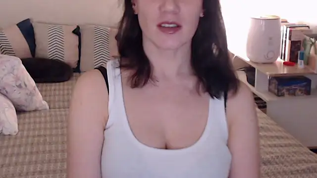 pepper milf online show from March 4, 2025, 2:32 pm