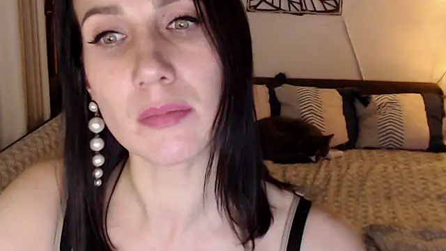 pepper milf online show from January 14, 2025, 7:11 pm