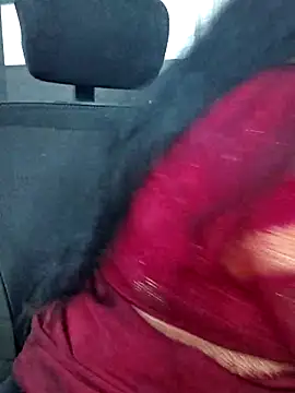 Snapshot of Deepthi_Mysore chatting on October 15, 2025, 2:43 am Deepthi Mysore online show from October 15, 2025, 2:43 am