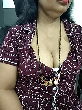 Snapshot of Deepthi_Mysore chatting on October 17, 2025, 1:09 am Deepthi Mysore online show from October 17, 2025, 1:09 am