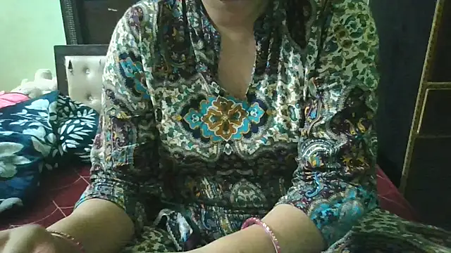 couplesuni online show from March 12, 2026, 11:25 am