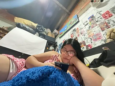 dafne19  online show from July 2, 2026, 5:13 am