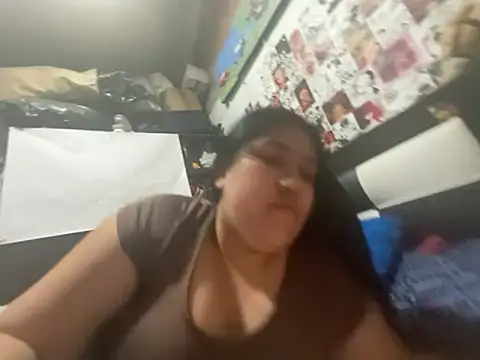 dafne19  online show from July 7, 2026, 4:04 am