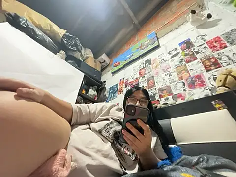 dafne19  online show from June 29, 2026, 12:06 am