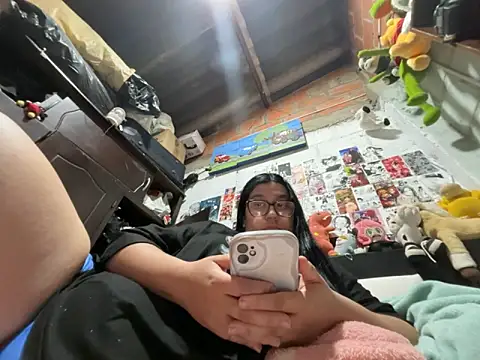 dafne19  online show from March 20, 2026, 4:35 am