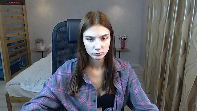 Snapshot of AnaHoney chatting on September 22, 2025, 3:23 am AnaHoney online show from September 22, 2025, 3:23 am