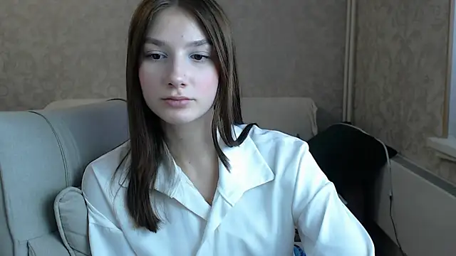 Snapshot of AnaHoney chatting on March 17, 2025, 4:29 am AnaHoney online show from March 17, 2025, 4:29 am