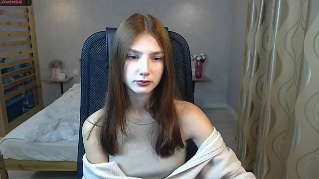 Snapshot of AnaHoney chatting on September 12, 2025, 2:01 am AnaHoney online show from September 12, 2025, 2:01 am