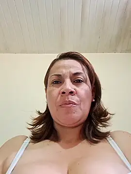 Snapshot of Zaralu_ chatting on March 26, 2026, 4:27 pm Zaralu online show from March 26, 2026, 4:27 pm