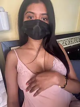 Snapshot of Aakanshaa__ chatting on March 5, 2026, 5:20 pm Aakanshaa online show from March 5, 2026, 5:20 pm