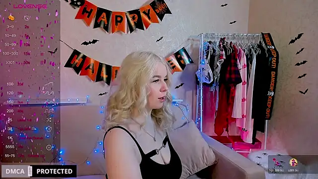 Snapshot of Tasty_booty chatting on October 29, 2025, 2:10 am Tasty booty online show from October 29, 2025, 2:10 am