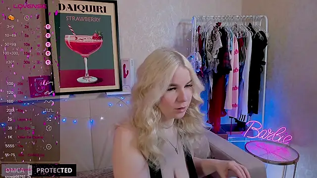 Snapshot of Tasty_booty chatting on November 28, 2025, 1:17 am Tasty booty online show from November 28, 2025, 1:17 am